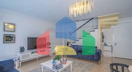 Просторий пентхаус від власника плануванням 2+1 в районі Кестель Просторий пентхаус від власника плануванням 2+1 в районі Кестель