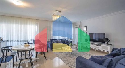 Просторий пентхаус від власника плануванням 2+1 в районі Кестель Просторий пентхаус від власника плануванням 2+1 в районі Кестель