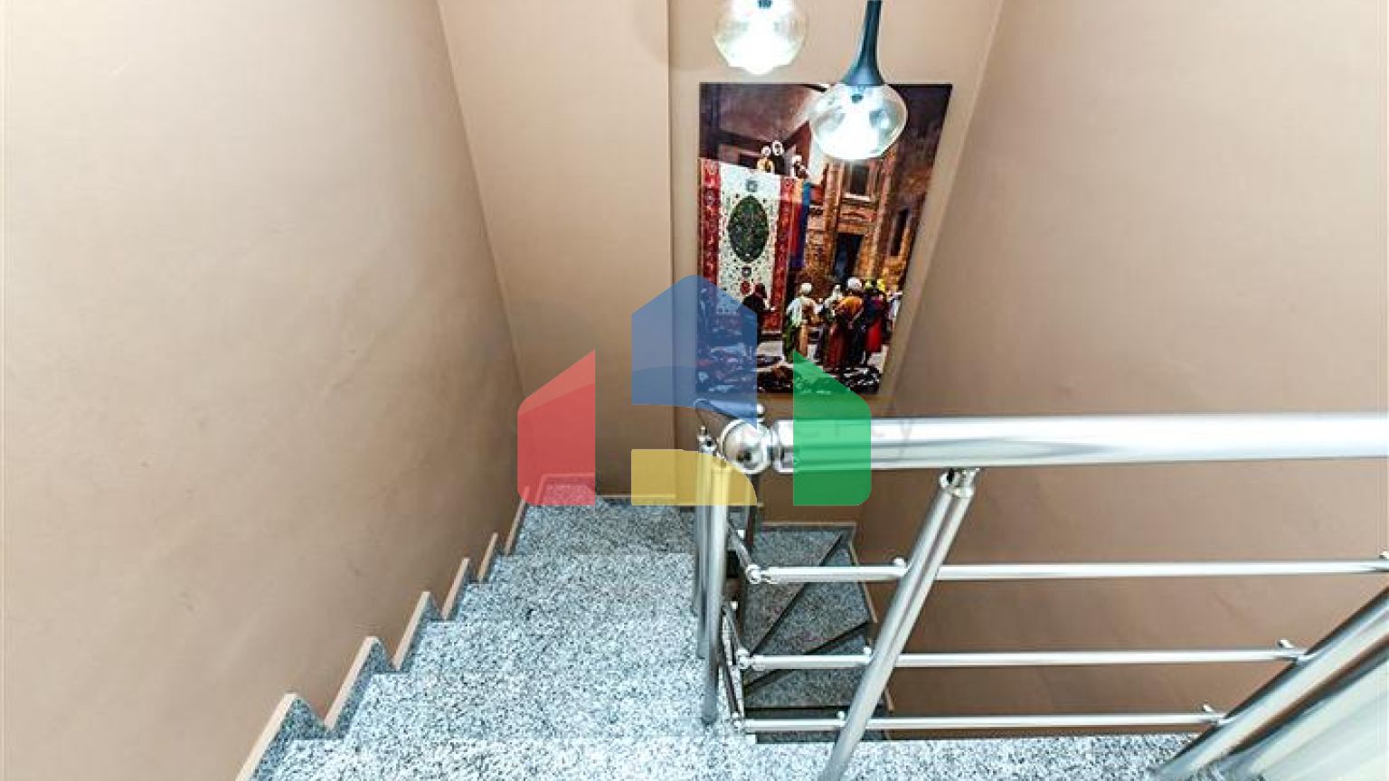 Меблированный пентхаус 2+1 всего в 200 метрах от моря