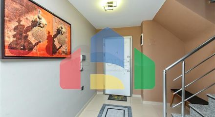 Меблированный пентхаус 2+1 всего в 200 метрах от моря Меблированный пентхаус 2+1 всего в 200 метрах от моря