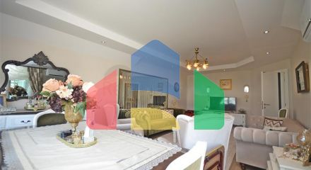 Просторный пентхаус для большой семьи на берегу Средиземного моря