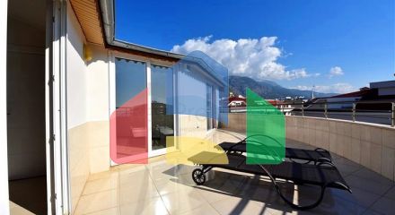 4+1 duplex penthouse in Kestel area, just 20 m from the sea