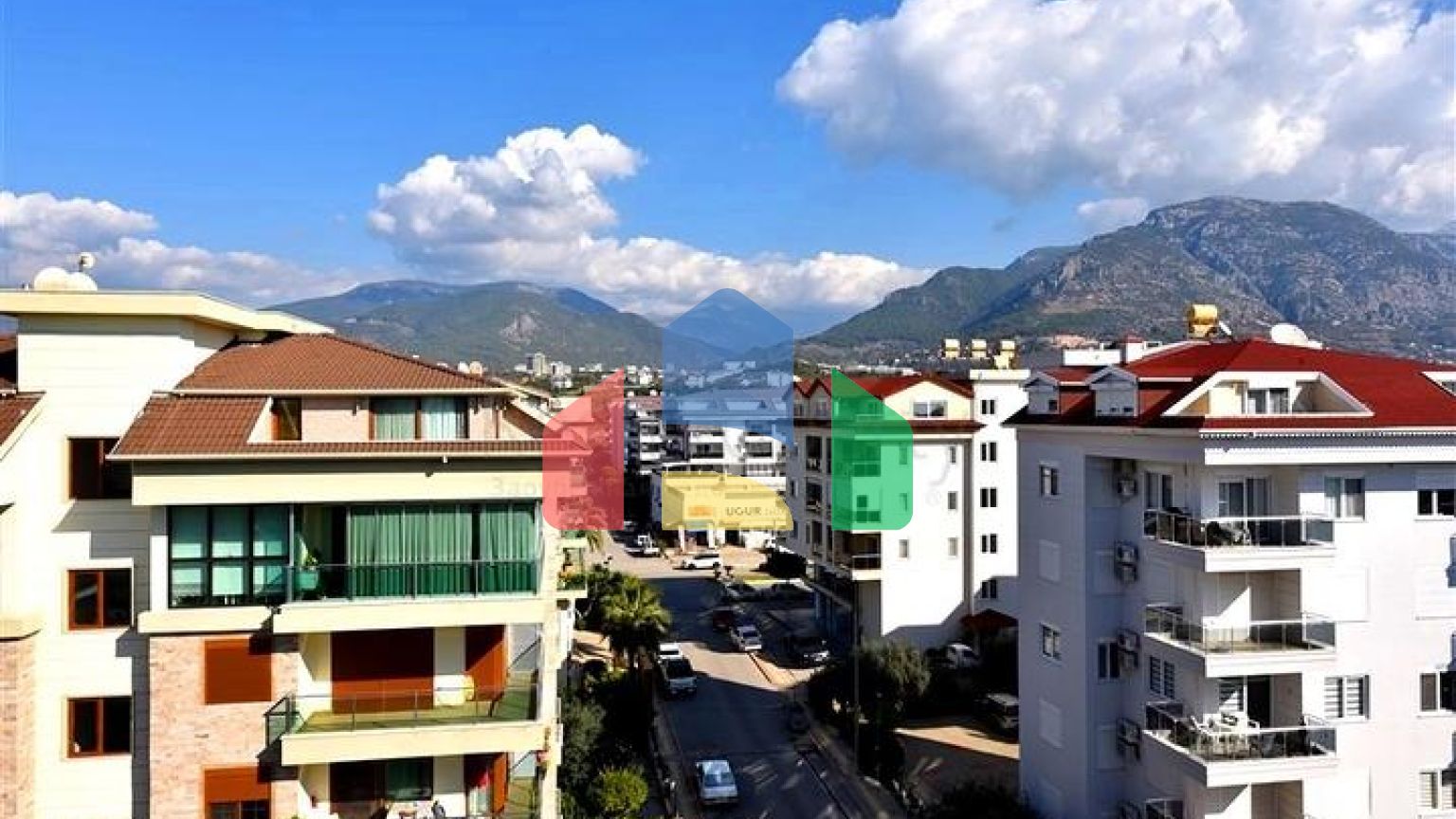 Пентхаус-дуплекс 4+1 в районе Кестель всего в 20 м от моря