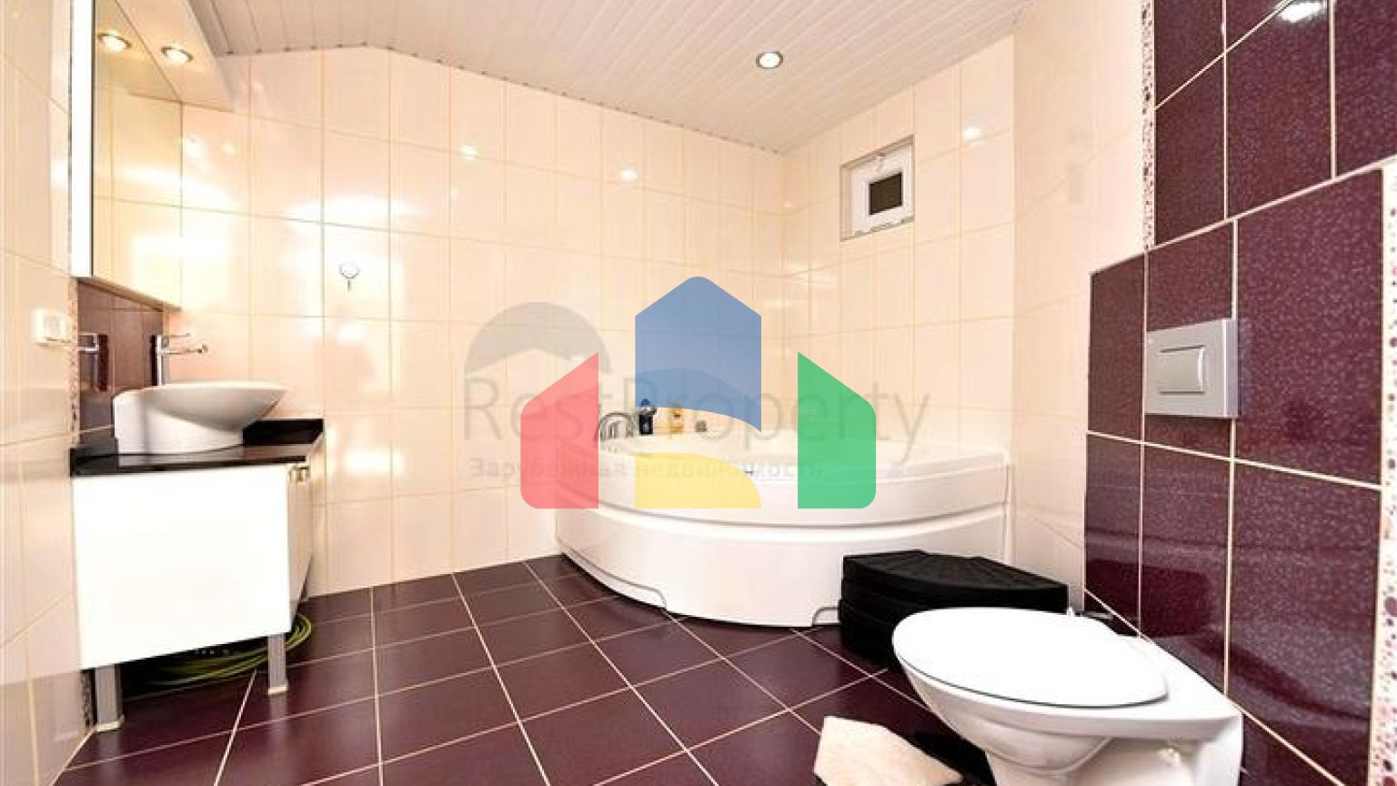 Пентхаус-дуплекс 4+1 в районе Кестель всего в 20 м от моря