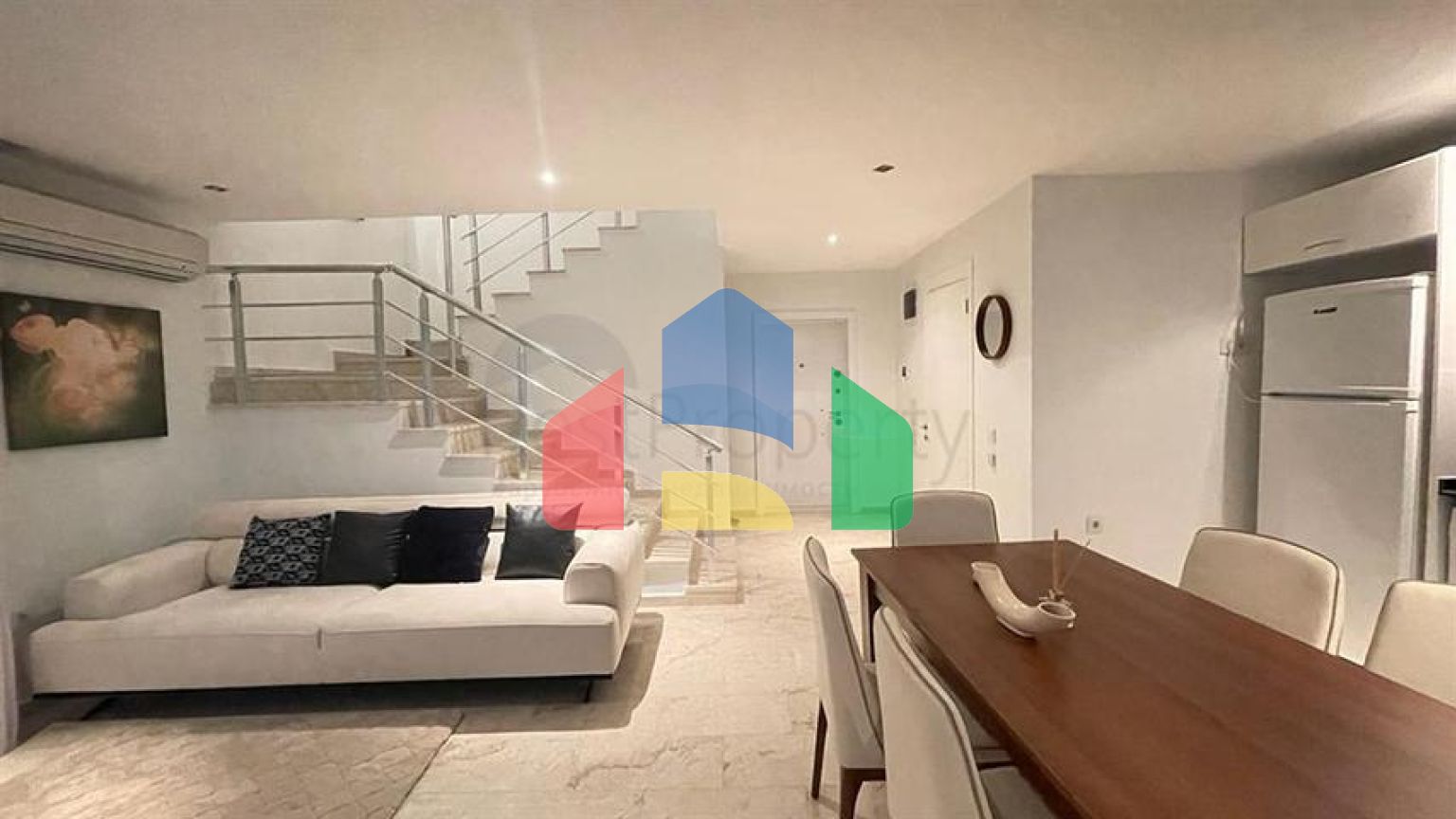 Трёхкомнатный пентхаус в районе Кестель