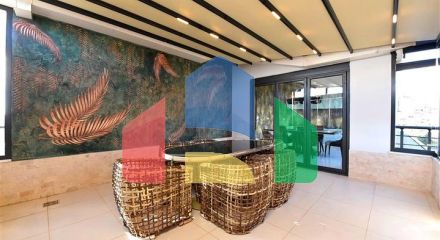Two-bedroom apartment with designer furniture in Kestel district