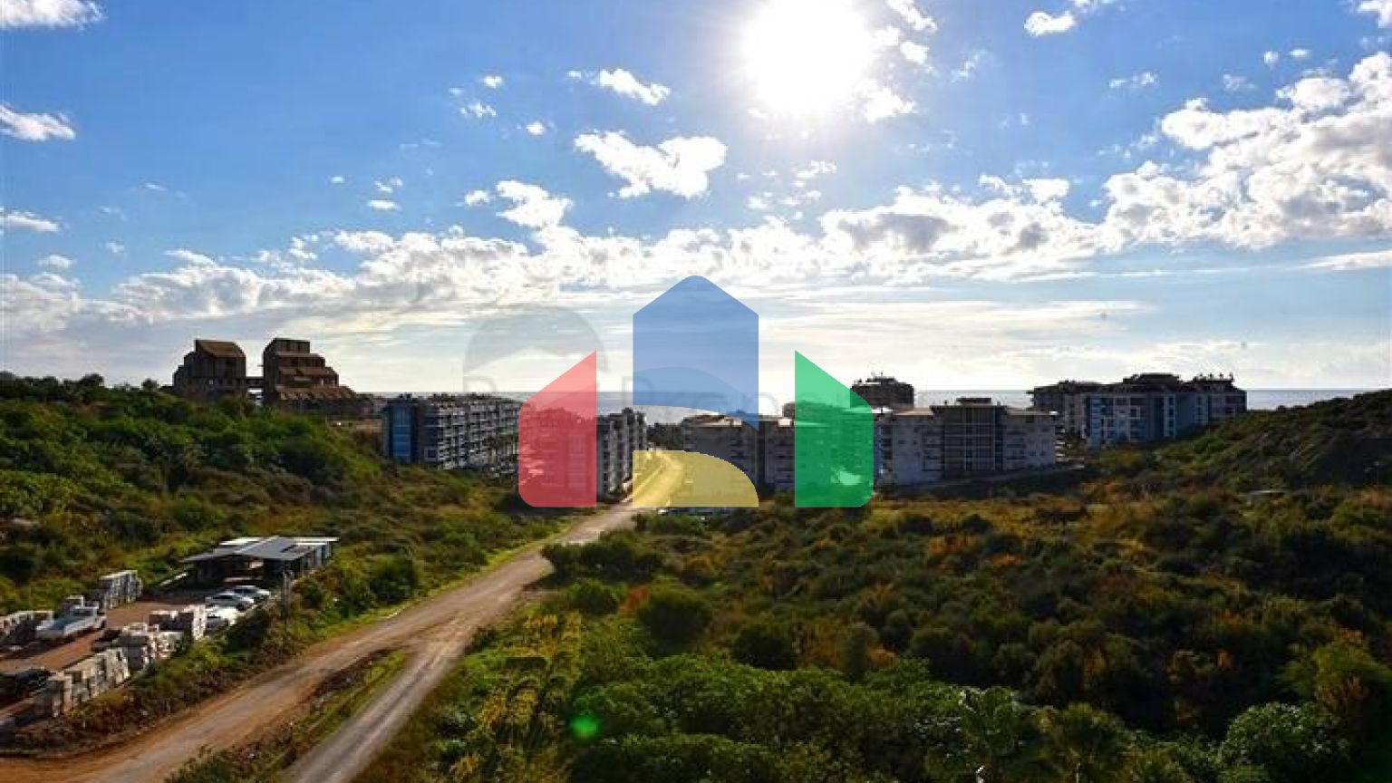 Трикімнатна квартира з дизайнерськими меблями в районі Кестель