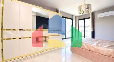 Трикімнатна квартира з дизайнерськими меблями в районі Кестель Трикімнатна квартира з дизайнерськими меблями в районі Кестель