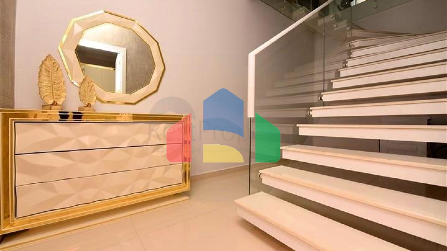 Трикімнатна квартира з дизайнерськими меблями в районі Кестель