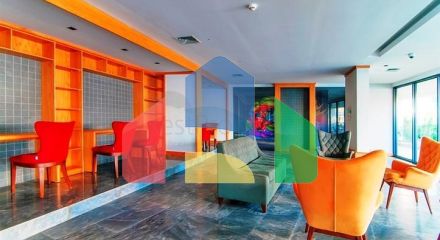 Трикімнатна квартира з дизайнерськими меблями в районі Кестель Трикімнатна квартира з дизайнерськими меблями в районі Кестель