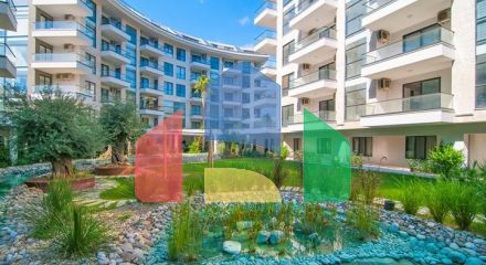 Трикімнатна квартира з дизайнерськими меблями в районі Кестель Трикімнатна квартира з дизайнерськими меблями в районі Кестель