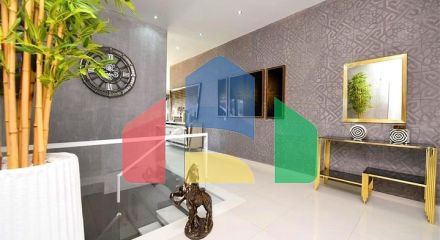 Трикімнатна квартира з дизайнерськими меблями в районі Кестель Трикімнатна квартира з дизайнерськими меблями в районі Кестель