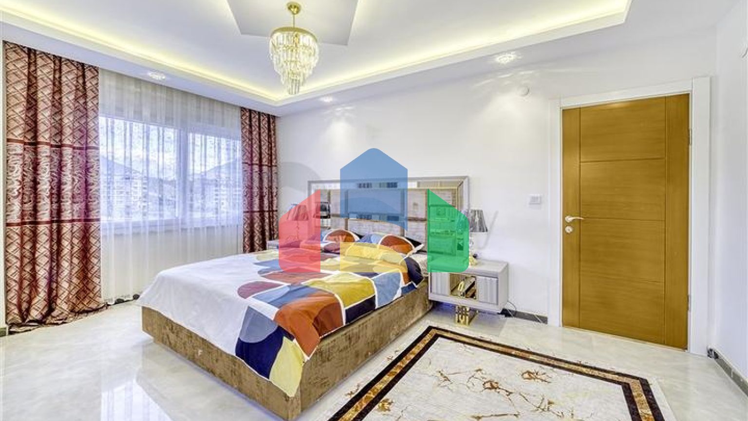 Пентхаус с видом на горы в Кестеле