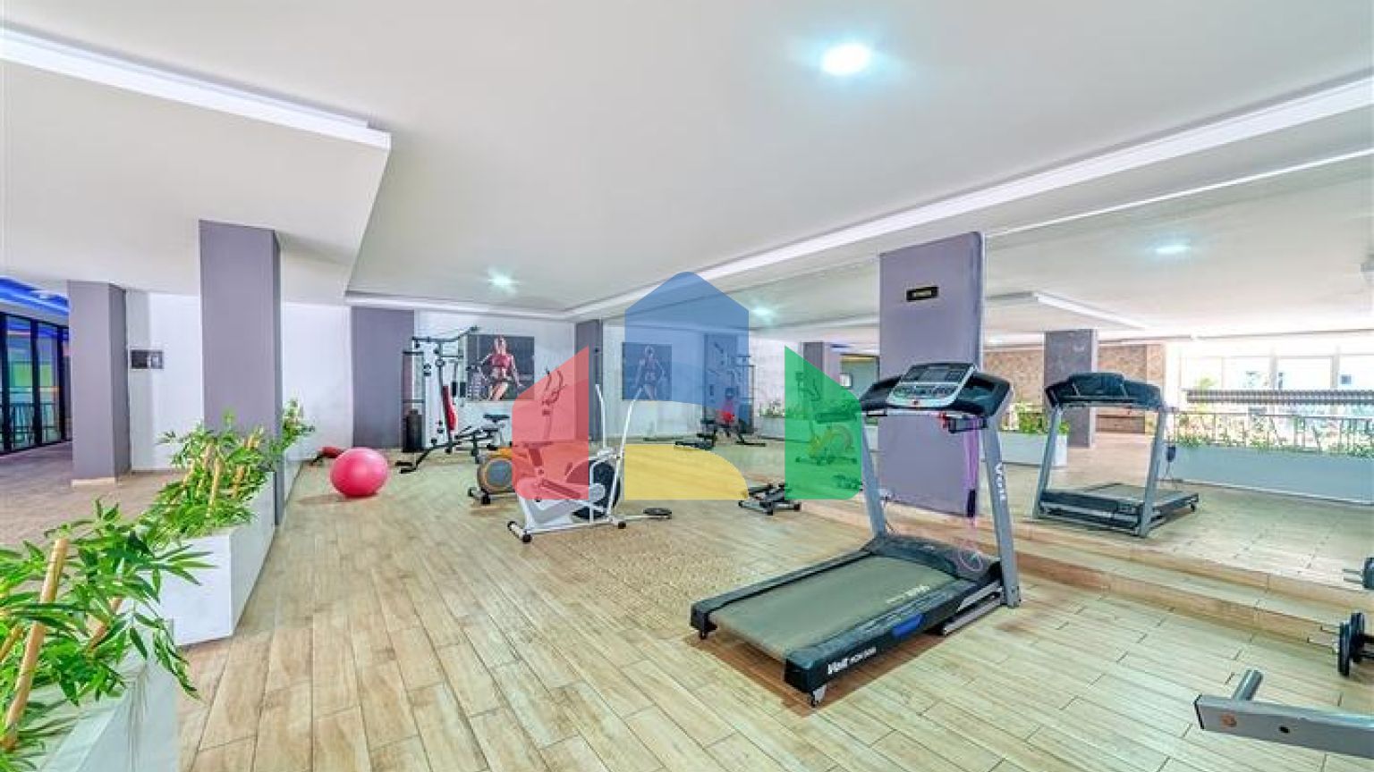 Пентхаус с видом на горы в Кестеле