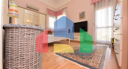 Вилла планировкой 6+1 с отдельной кухней в районе Кестель Вилла планировкой 6+1 с отдельной кухней в районе Кестель