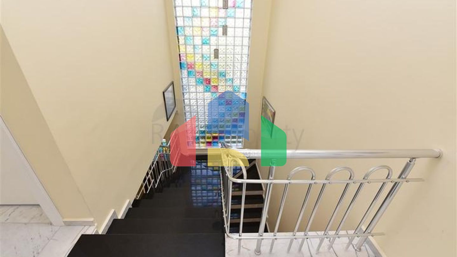 Вилла планировкой 6+1 с отдельной кухней в районе Кестель