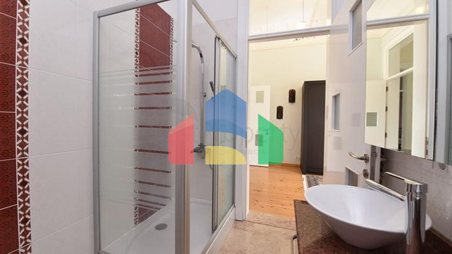 Вилла планировкой 6+1 с отдельной кухней в районе Кестель