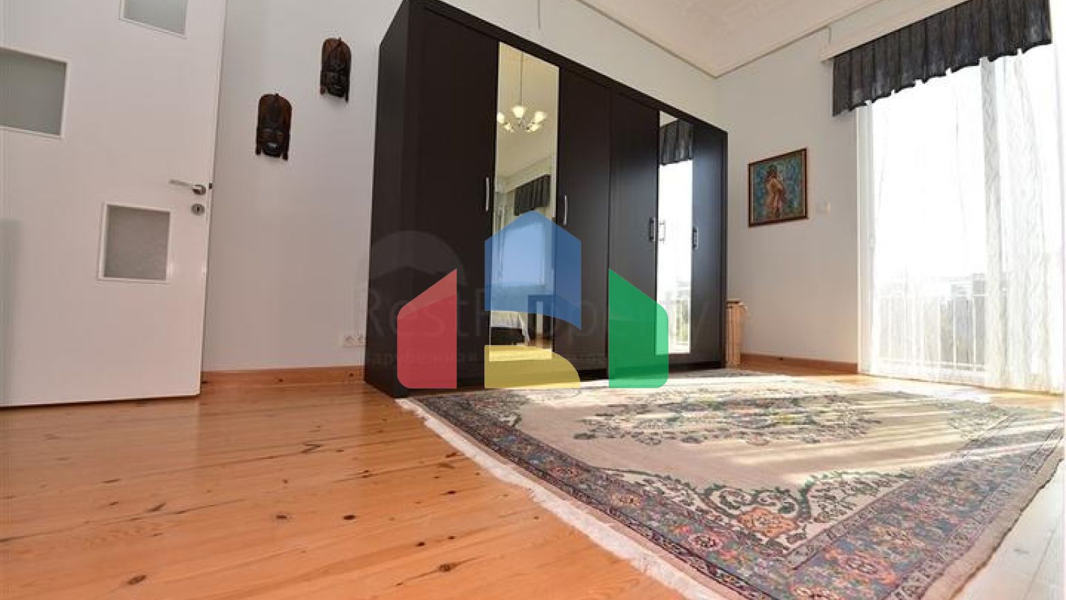 Вилла планировкой 6+1 с отдельной кухней в районе Кестель