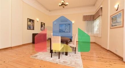 Вилла планировкой 6+1 с отдельной кухней в районе Кестель Вилла планировкой 6+1 с отдельной кухней в районе Кестель