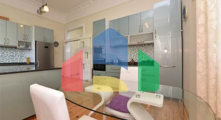 Вилла планировкой 6+1 с отдельной кухней в районе Кестель Вилла планировкой 6+1 с отдельной кухней в районе Кестель