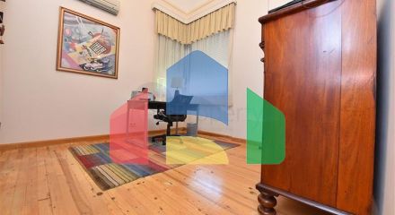 Вилла планировкой 6+1 с отдельной кухней в районе Кестель Вилла планировкой 6+1 с отдельной кухней в районе Кестель