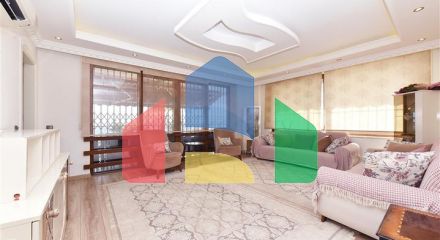 Просторная вилла 11+2 с частным участком и панорамным видом на море