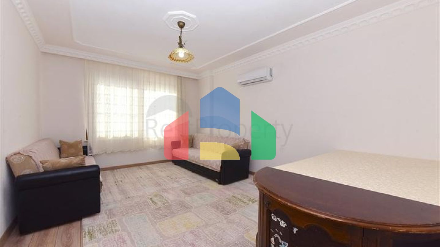 Просторная вилла 11+2 с частным участком и панорамным видом на море