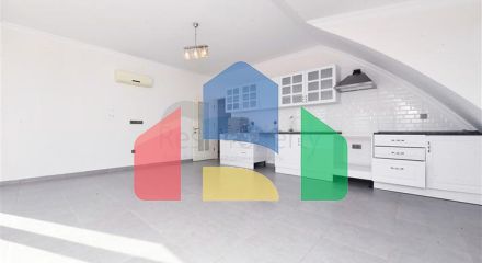 Просторная вилла 11+2 с частным участком и панорамным видом на море