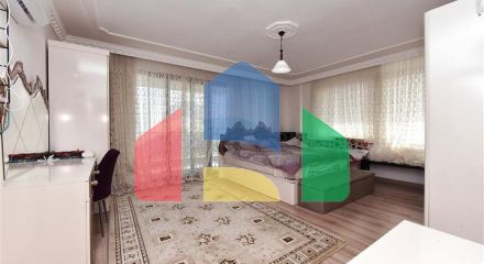 Просторная вилла 11+2 с частным участком и панорамным видом на море