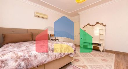 Просторная вилла 11+2 с частным участком и панорамным видом на море