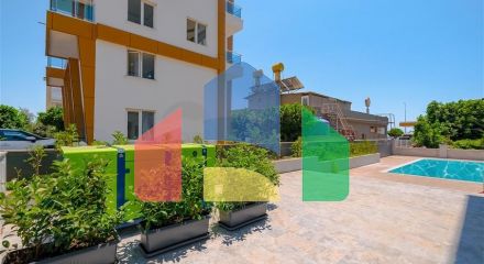 Пентхаус у моря с просторными террасами и панорамными видами
