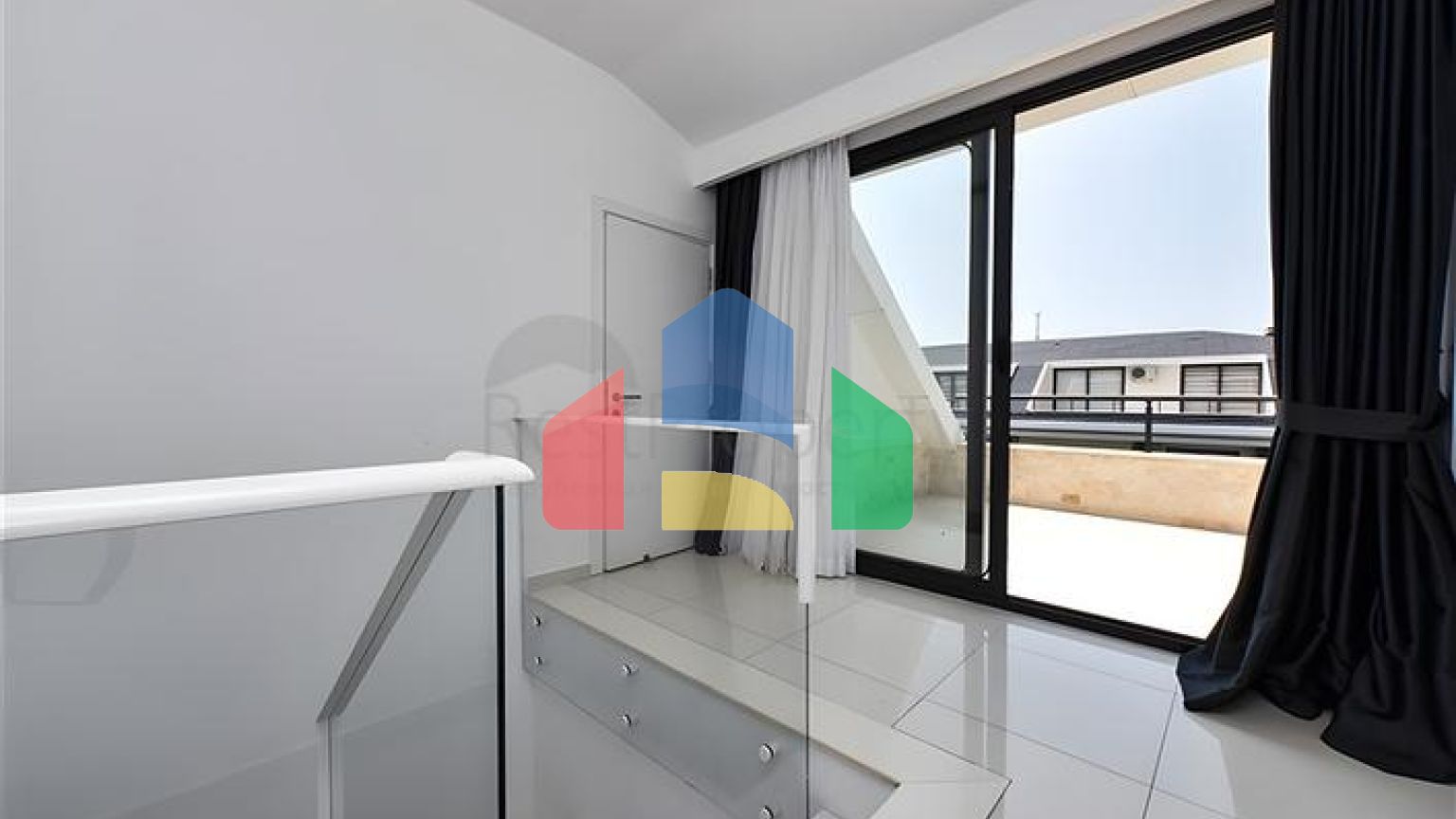 Просторий дуплекс 3+1 в популярному районі Кестель