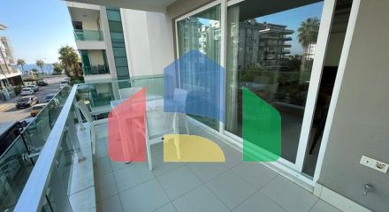 Квартира на першій береговій лінії в районі Кестель