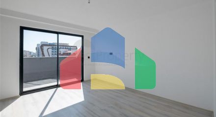 Пентхаус плануванням 4+1 в районі Кестель