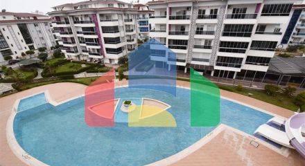 Spacious 3+1 penthouse in Kestel district