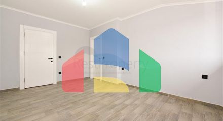 Spacious 3+1 penthouse in Kestel district
