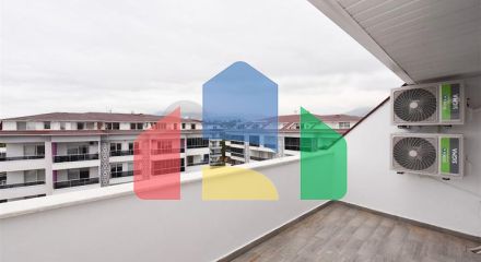 Просторий пентхаус 3 + 1 в районі Кестель