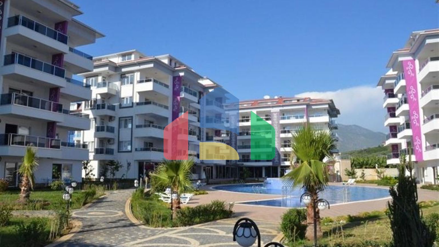 Просторий пентхаус 3 + 1 в районі Кестель