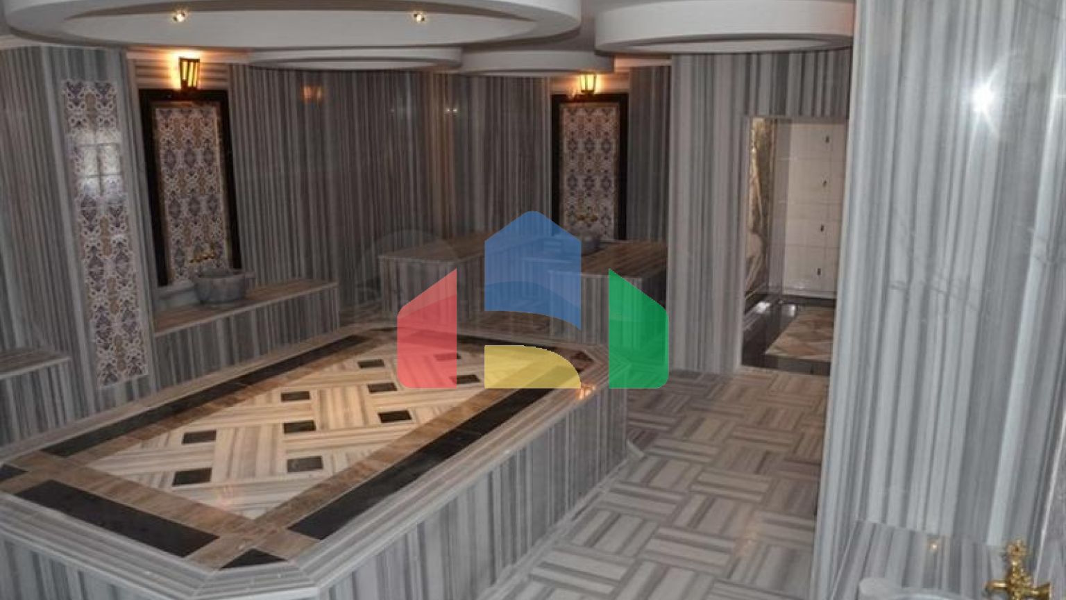 Просторий пентхаус 3 + 1 в районі Кестель