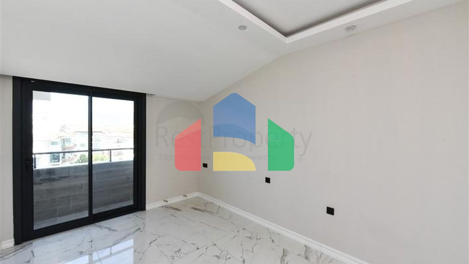  Пентхаус 3+1 с видом на море