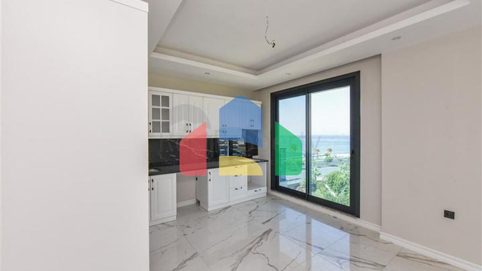  Пентхаус 3+1 с видом на море