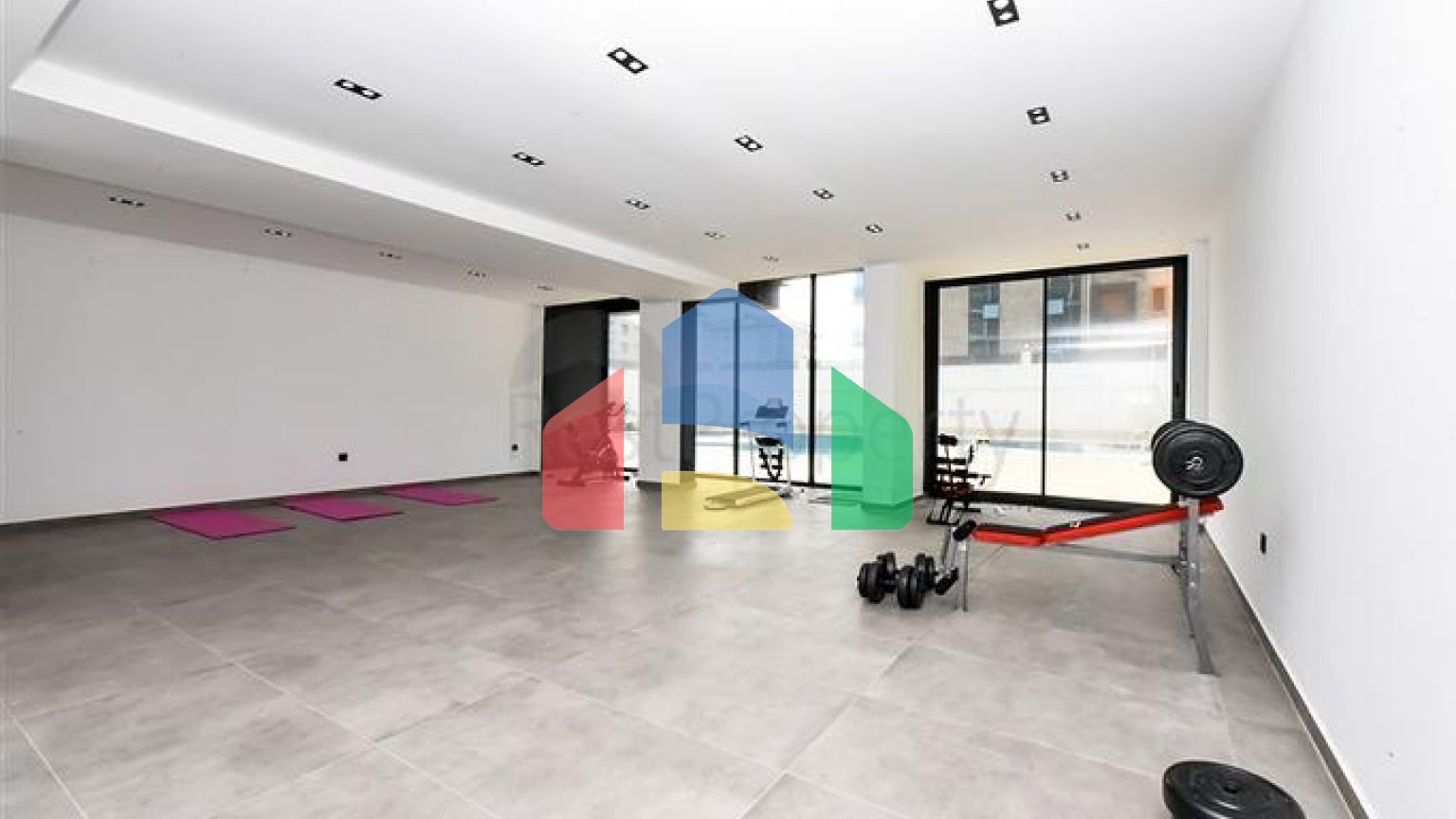 Квартира плануванням 1 + 1 в 100м від Середземного моря в районі Кестель