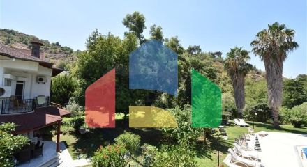 Просторная вилла 7+1 в районе Кестель Просторная вилла 7+1 в районе Кестель