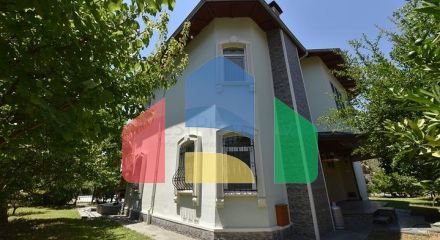 Просторная вилла 7+1 в районе Кестель Просторная вилла 7+1 в районе Кестель