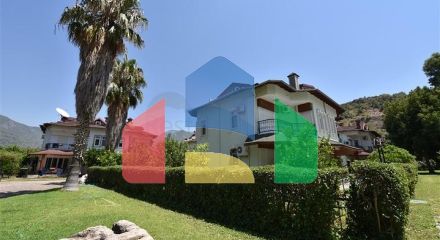 Просторная вилла 7+1 в районе Кестель Просторная вилла 7+1 в районе Кестель