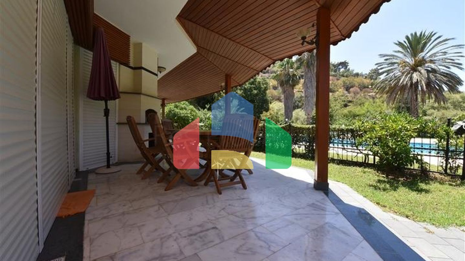 Просторная вилла 7+1 в районе Кестель