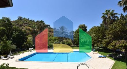 Просторная вилла 7+1 в районе Кестель Просторная вилла 7+1 в районе Кестель