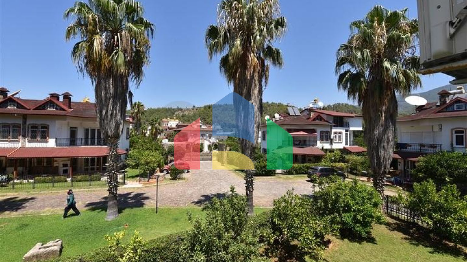 Просторная вилла 7+1 в районе Кестель