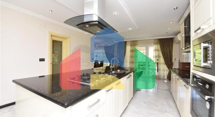 Просторная вилла 7+1 в районе Кестель Просторная вилла 7+1 в районе Кестель