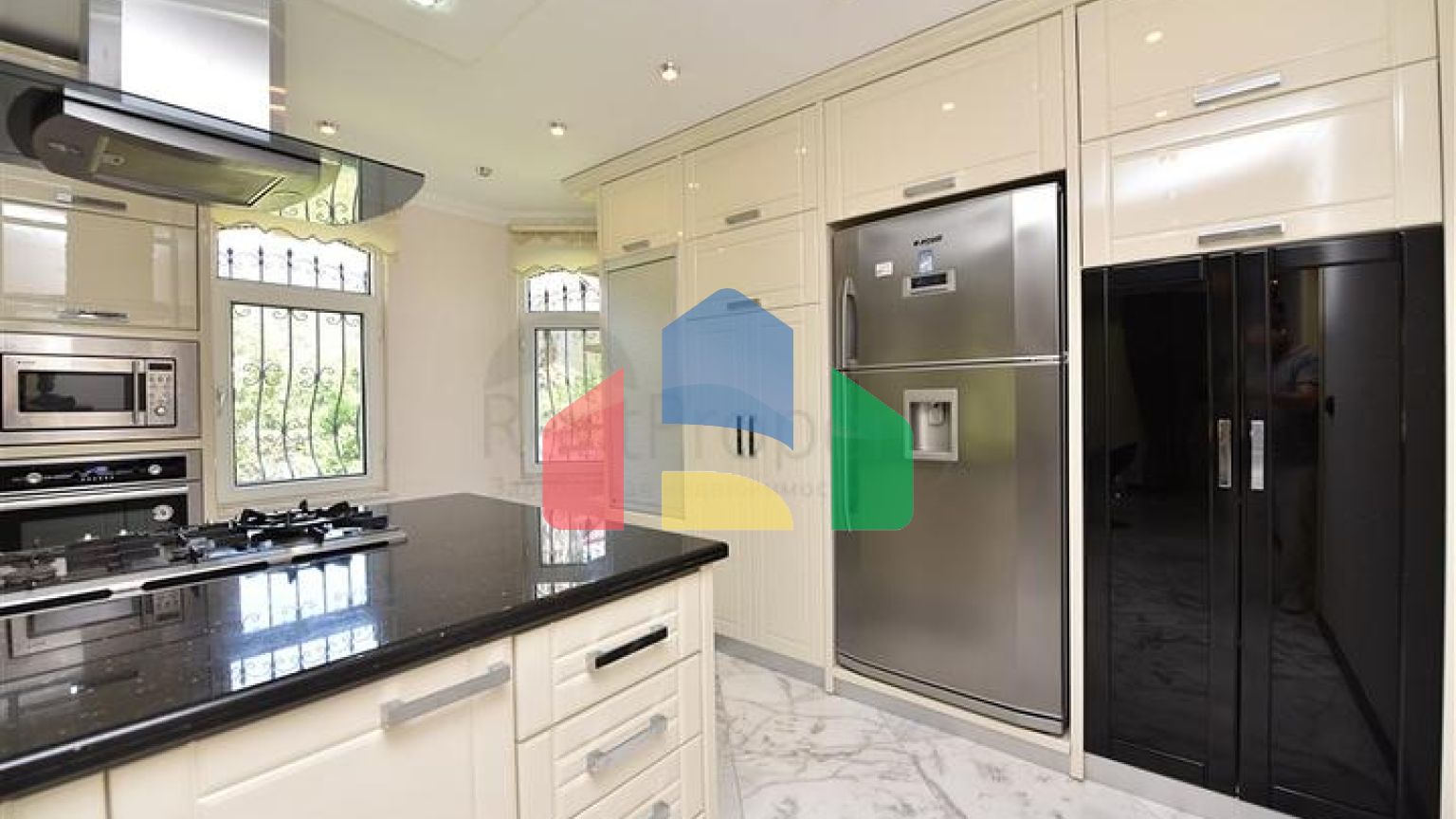 Просторная вилла 7+1 в районе Кестель